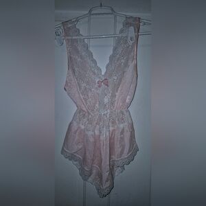 vintage Glencraft lingerie pink white medium